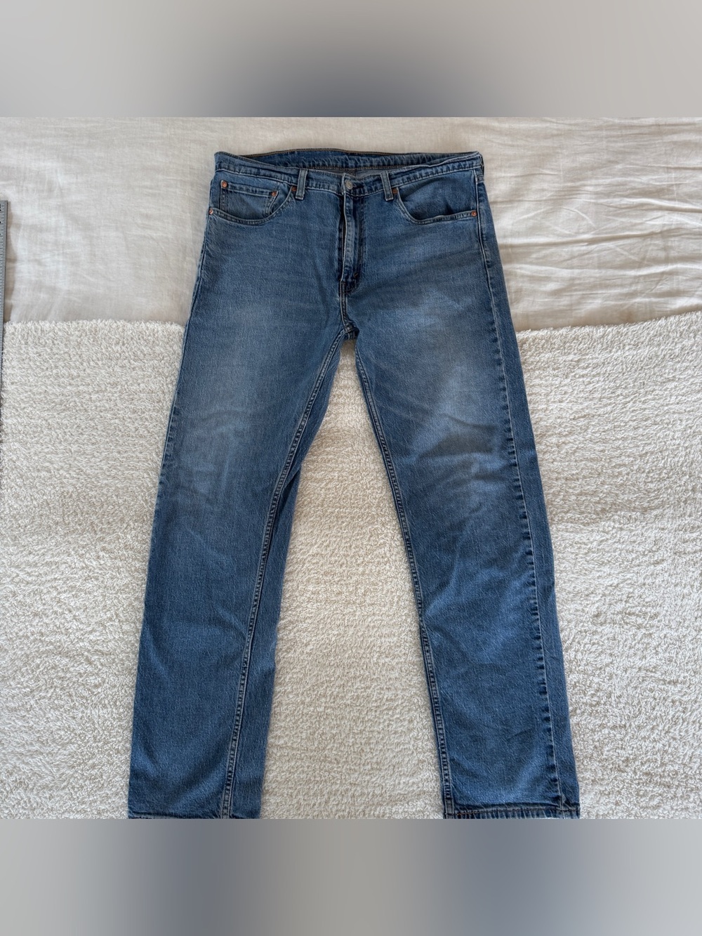 Levi’s 505 Men’s Jeans 38x34 Medium Wash Straight Leg Broken Zipper